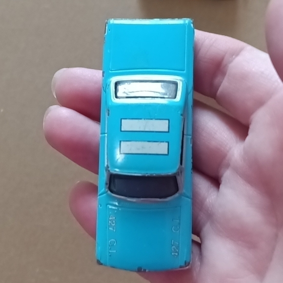 EUC 9 toy vehicles Maisto, Hot Wheels, & Matchbox cars pickups coupes, some VTG - Picture 9 of 15